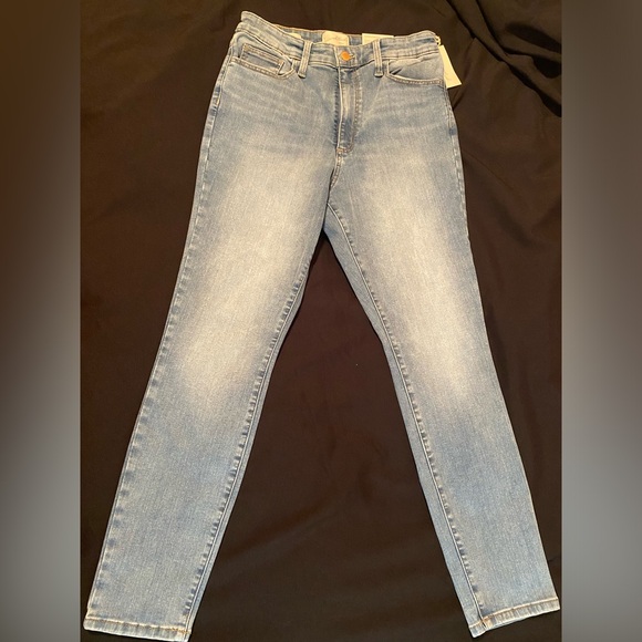 Universal Thread Jeans - Picture 2 of 3